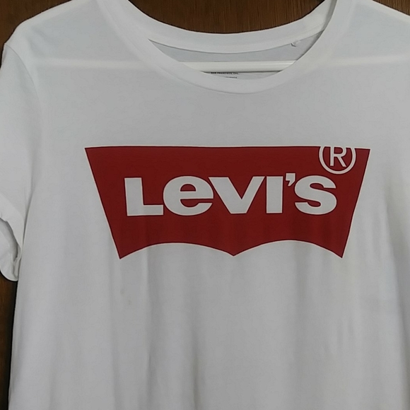LEVIS The Perfect Tee - Housemark White Batwing - Picture 3 of 8